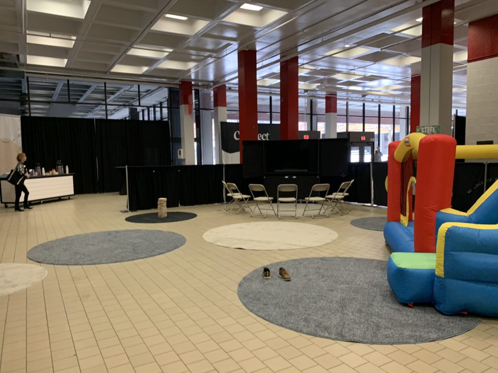 Creative church lobby ideas say “welcome” to guests, play sets and bounce houses.