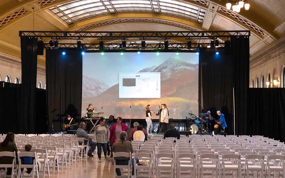 Elevate your church's service through the use of portable stage solutions. 